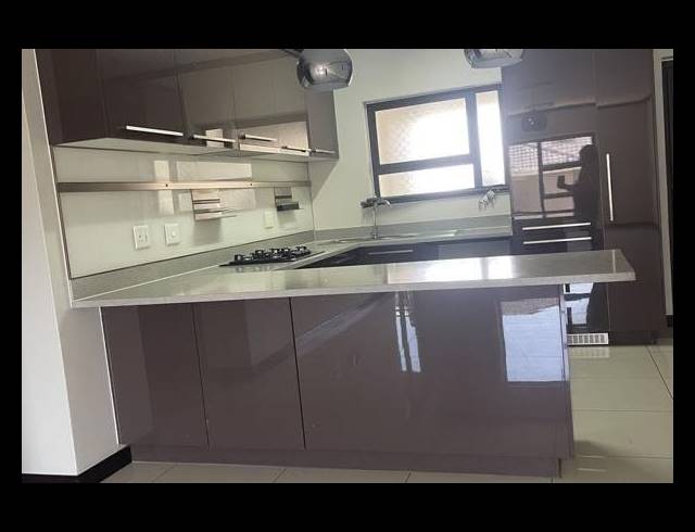 2 BEDROOM PROPERTY TO RENT IN FOURWAYS